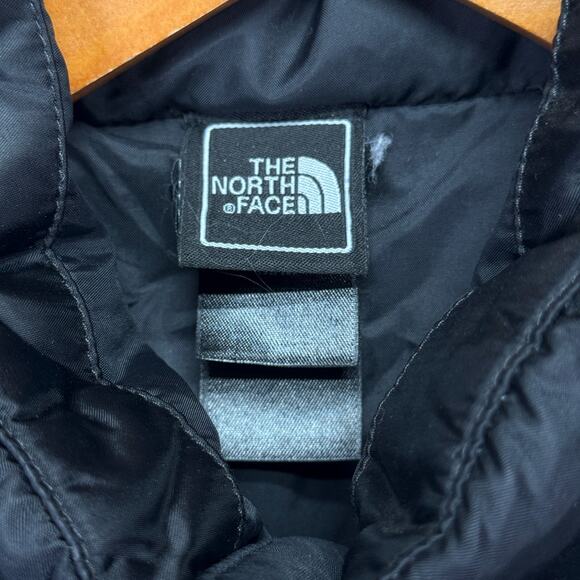 The North Face Down Jacket Nuptse Winter Cross Puffer Black Jacket Women's sz M - Picture 6 of 6